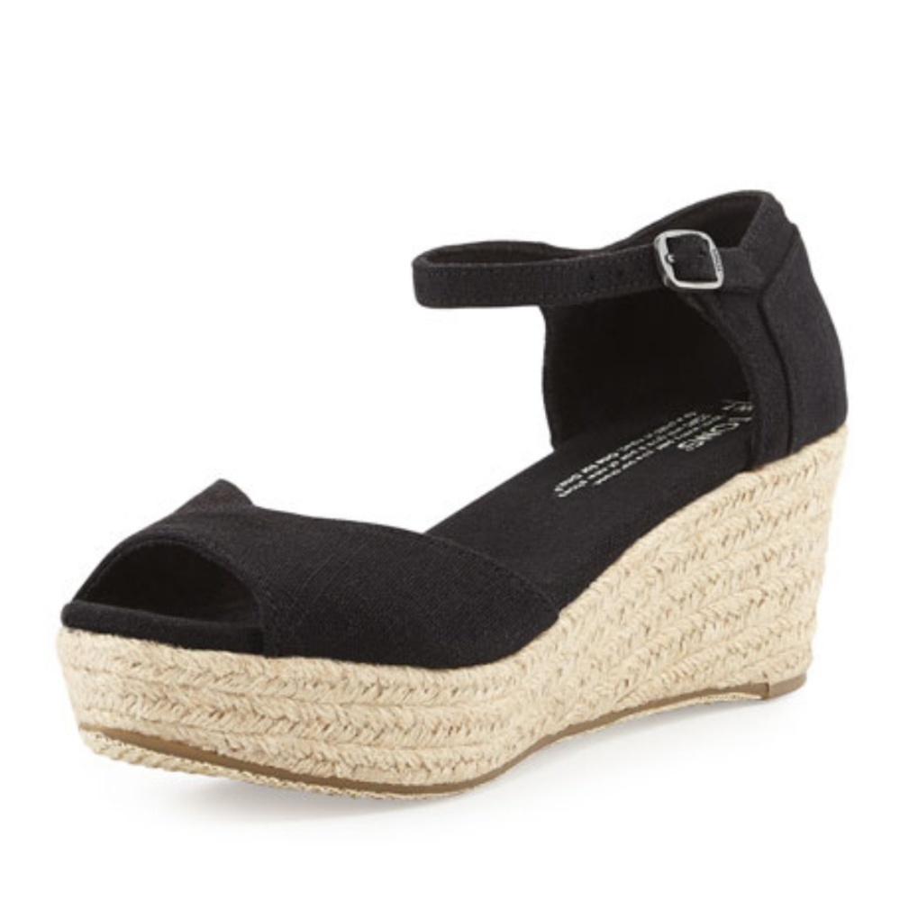 NWOT Tom's wedges